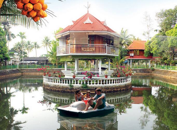 Palm Grove Holidays, Kottayam 1